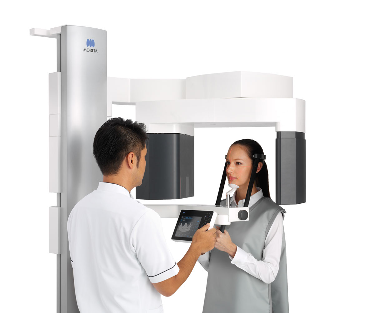 Röntgengerät Morita Veraview X800 M P mit Patient